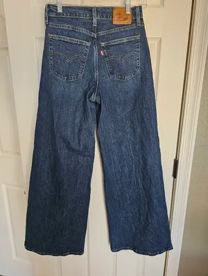 Levi's Wide Leg thumbnail 2