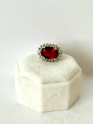 Red Cocktail Ring, Size 7 thumbnail 2