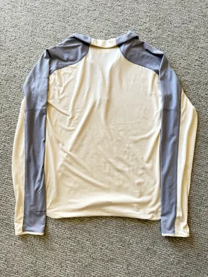 Columbia Women's Long Sleeve Omni-Wick Quarter-Zip Shirt Cream and Gray‎ Size M thumbnail 2
