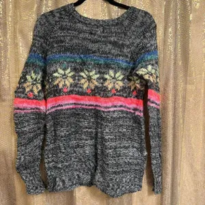 American Eagle Wool Blend Colorful Fair Isle Knit Winter Sweater Small thumbnail 2