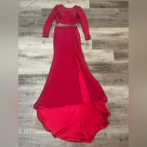 SHERRI HILL Two Piece Long Sleeve Dress with Side Slit in Ruby thumbnail 3