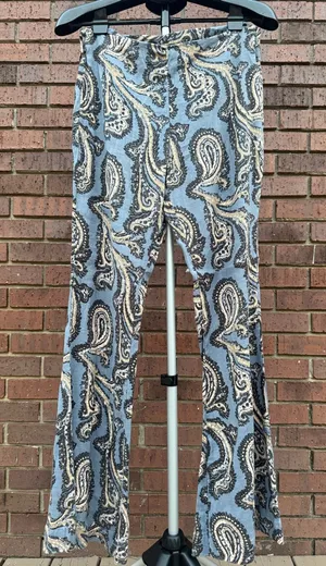 Free People Paradise Paisley Printed Linen Blend Pants Blue Combo Size Medium thumbnail 1