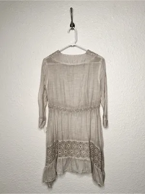 Saga Boho Tunic Dress Light Taupe Crochet Lace Handkerchief Hem Size M thumbnail 2
