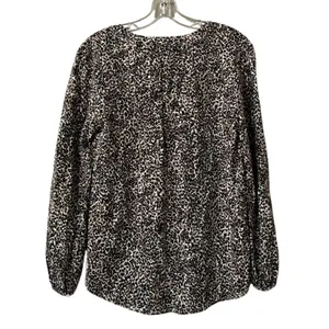 Old Navy Women Sz Small Leopard Print Popover Top Long‎ Sleeve Lightweight Shirt thumbnail 2