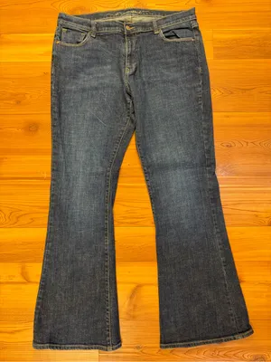Bootcut Jeans Old Navy The Sweetheart Women's Size 14 Medium Dark Wash Stretch thumbnail 1