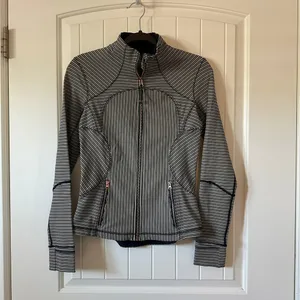 Lululemon Forme Jacket II Pine Stripe Size 6‎ thumbnail 2