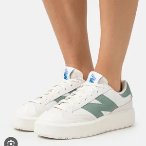 New Balance CT302 Sneakers thumbnail 1