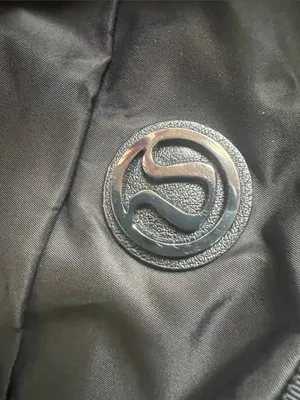lululemon athletica Yoga Black Ruched Nylon Duffel Crossbody thumbnail 12