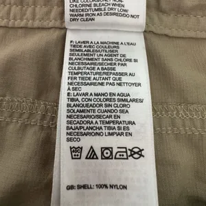 The North Face Hiking Pants Size 16 Khaki Outdoor Convertible Roll Up‎ Gorpcore thumbnail 13