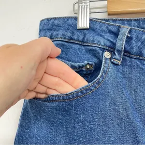 ASOS Curve High Rise Mom Jeans Womens 18 Blue Denim 90s Style Classic Zip Fly thumbnail 10