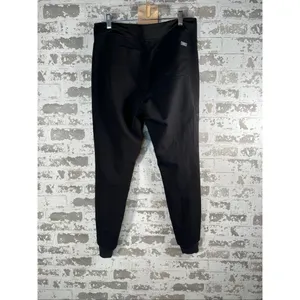 Figs | women black scrub pant joggers thumbnail 7