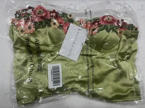 Princess Polly Crop Top Enchante To Meet You XS New thumbnail 4