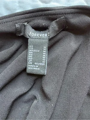 Forever 21 black ruched one-shoulder crop top thumbnail 3
