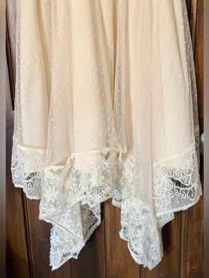 Altar'd State Cream Lace Handkerchief Hem Girls Dress thumbnail 4