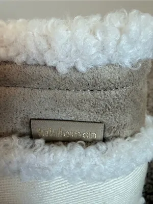 NWT Lululemon Boxy Mini Tote Bag 4.5L *Faux Shearling Trims ivory thumbnail 9