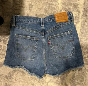 Levi's Ribcage Shorts thumbnail 5