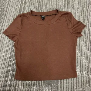 SheIn Brown  Cropped T-Shirt thumbnail 1