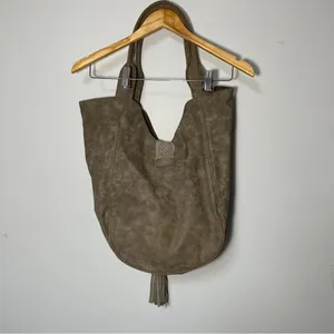 DV by‎ Dolce Vita Large Gray Taupe Fringe Hobo Bag thumbnail 2
