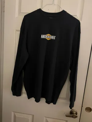 Vintage Men’s XL Abercrombie & Fitch Navy Crewneck thumbnail 1