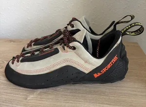 La Sportiva Tradmaster Rock Climbing Shoes Women’s Size 6.5 Outdoors Adventure thumbnail 1