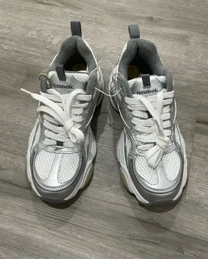 Reebok gray and white chunky sneakers  thumbnail 2