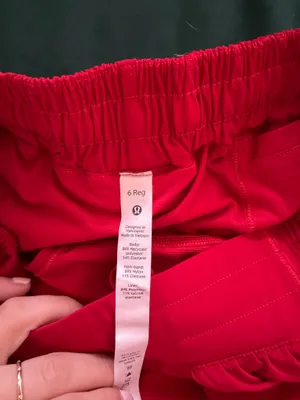 Lululemon Hotty Shorts 2.5" thumbnail 2