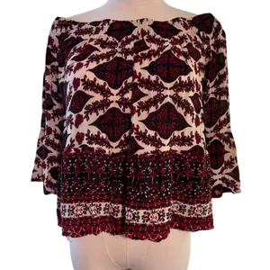 Hint of Blush Crop Top SZ LG Bare Shoulders 3/4 Bell Sleeve Black Red Boho Chic thumbnail 5