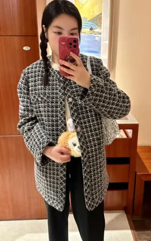 Tweed Coat Size M thumbnail 1