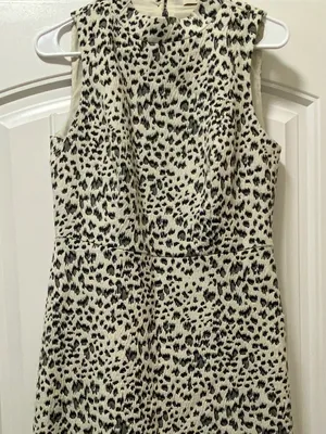 Loft Mock Neck Sleeveless Midi Snow Leopard/Cheetah Print Size 6 Dress thumbnail 1