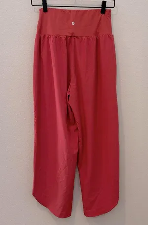 NWT HALARA SoCinched High Waisted Pants in Kapok Red Size Small thumbnail 8