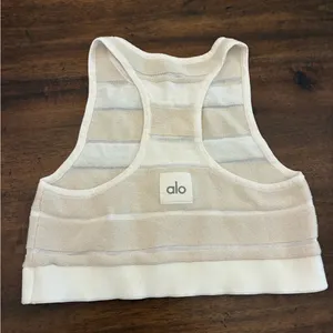 Alo Sport Play Knit Bra Women’s Small Alabaster Ivory White Cropped Top Tank thumbnail 2