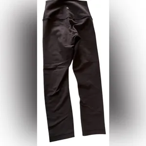 Lululemon leggings black size 2 thumbnail 2