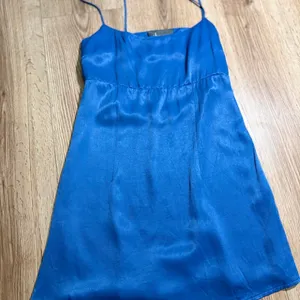Anthropologie Satin Mini Dress Blue Open Back‎ Cutout Slip Cocktail Size 2 thumbnail 3
