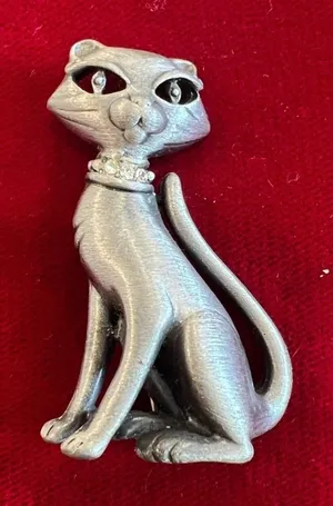 Vintage cat grey brooch thumbnail 1