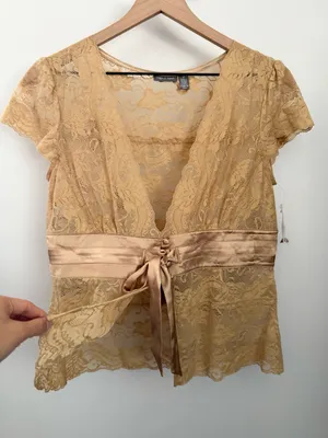 Apt. 9 Y2K Medium NEW Lace Blouse Victorian Satin Belt Tan Camel‎ Dainty Romantic Sheer thumbnail 3