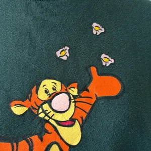 Disney Vintage Tigger Crewneck Sweatshirt "More Bounce Per Ounce" Size XL Green Grandma thumbnail 3