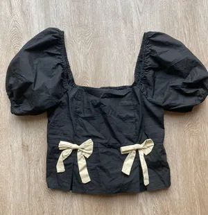Silv Black Bow Top L thumbnail 1