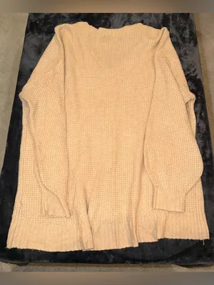American Eagle Waffle Knit V-Neck Lightweight Knit Pullover Sweater in Beige thumbnail 8