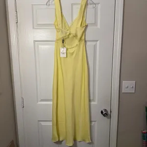 Bardot Dress Womens Small Yellow Satin Lace Slip Maxi V Neck Button Back NWT thumbnail 4