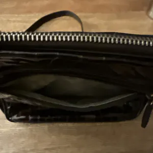 Brighton Cher Mini Bag Crossbody Brown Patent Croc Embossed Bag Purse Y2K thumbnail 8