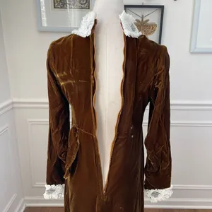 Vintage 70s Brown Velvet Maxi Dress Lace Collar Cuff XS thumbnail 8