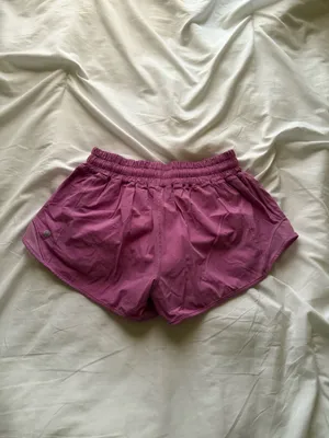 Lululemon Hotty Hot Short II *2.5" thumbnail 2