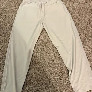 Athleta Women's Light Beige Cropped Pants thumbnail 2