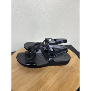 Baretraps Sandals 6.5 M Jerie Black Strappy Slingback Comfort Wedge Walking Shoe thumbnail 9