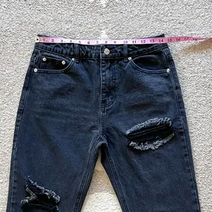 Adika Andor High Rise Straight Leg Cropped Jeans in Black Size 30 thumbnail 6