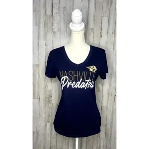 NWT NHL Nashville‎ Predators Women's Medium Navy V-Neck Short Sleeve T-Shirt thumbnail 2