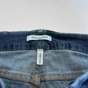 Good American Women's‎ Good Legs Distressed Raw Hem Blue Jeans thumbnail 4