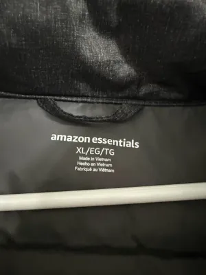 Amazon Essentials Vest Puffer thumbnail 3