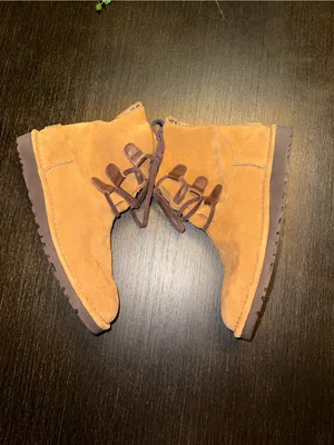 UGG Elvi Chestnut Size 9 US Womens Rugged-chic Ankle Boot thumbnail 4