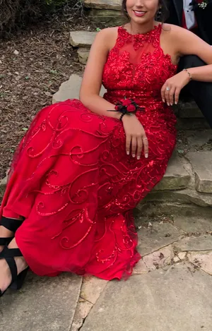 Prom Dresses Red Size 8 thumbnail 3